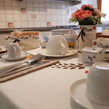 Flowers 住宿加早餐酒店 比萨